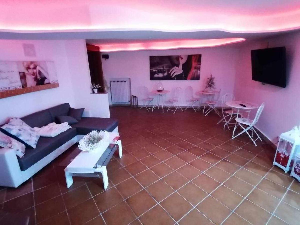 Maison Rinaldi Srl Барі Екстер'єр фото
