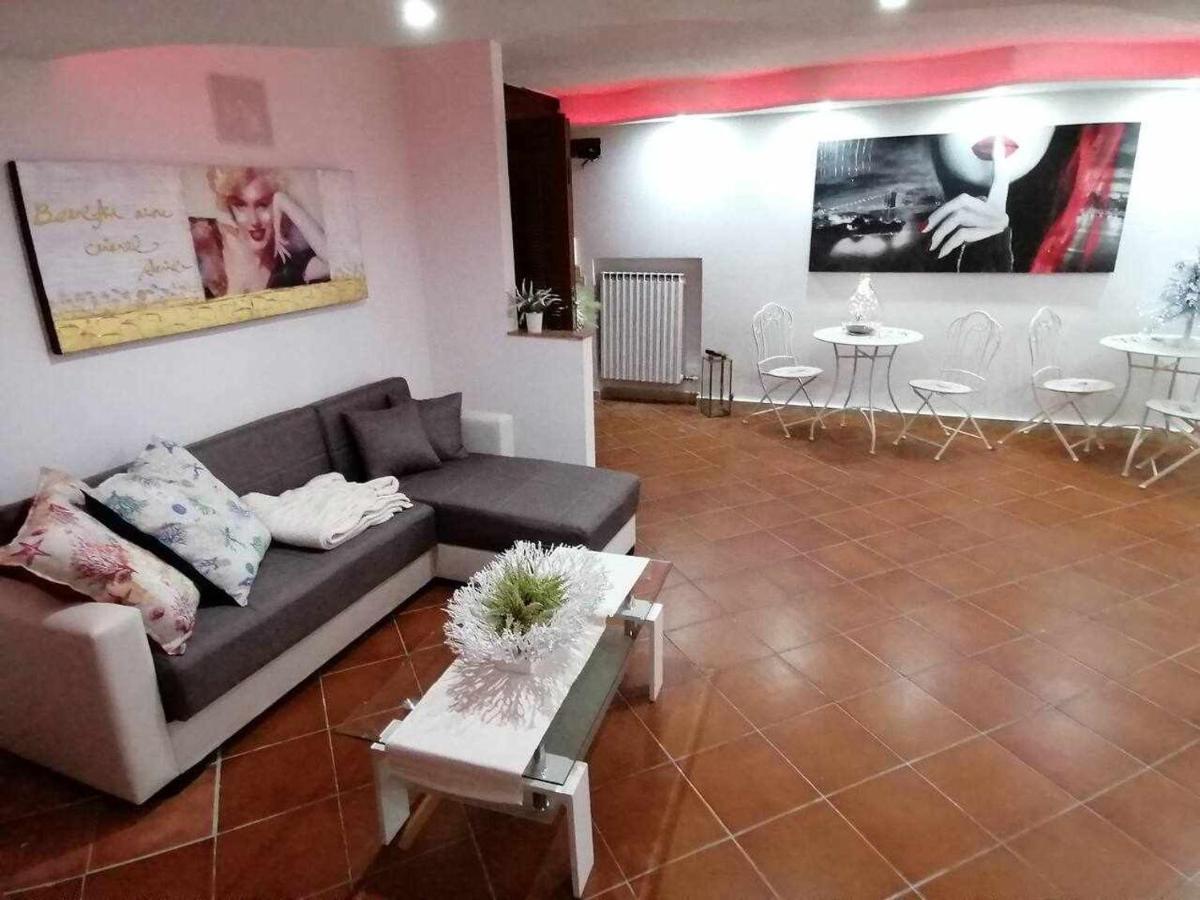 Maison Rinaldi Srl Барі Екстер'єр фото