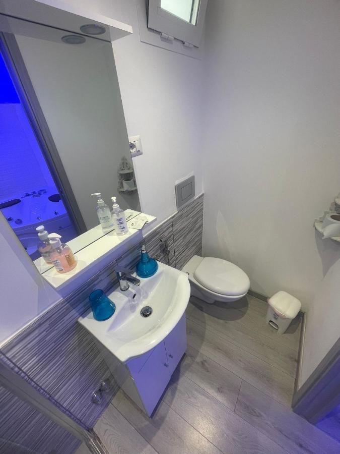 Maison Rinaldi Srl Барі Екстер'єр фото