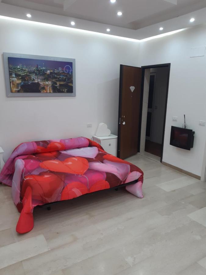 Maison Rinaldi Srl Барі Екстер'єр фото
